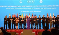 รองประธานประเทศ หวอถิแอ๊งซวน เข้าร่วมพิธีเปิดการประชุมรัฐมนตรีสารนิเทศอาเซียนหรือ AMRI ครั้งที่ 16