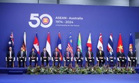 นายกรัฐมนตรีฝ่ามมิงชิ้งเข้าร่วมพิธีต้อนรับหัวหน้าคณะผู้แทนที่เข้าร่วมการประชุมระดับสูงพิเศษอาเซียน-ออสเตรเลีย