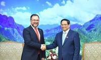 นายกรัฐมนตรี ฝ่ามมิงชิ้งให้การต้อนรับรัฐมนตรีว่าการกระทรวงการต่างประเทศเวเนซุเอลา