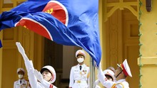Cérémonie de levée du drapeau marquant le 55e anniversaire de la fondation de l'ASEAN