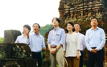 Hoàng Thái tử Nhật Bản và Công nương thăm Khu đền tháp Mỹ Sơn