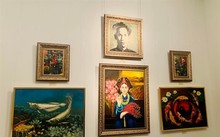 Bilder des Malers Le Quang im Kunstmuseum ausgestellt