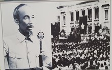 Vernissage de l'exposition de photos “Vietnam - Des victoires qui ont changé le cours de l'histoire mondiale“