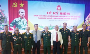 Diverses activités pour les 70 ans de l’armée populaire du Vietnam