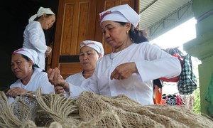ゲアン省に暮らすトー族のハンモック編みの伝統工芸