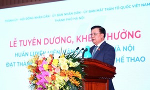 Hanoi honors SEA Games coaches and athletes