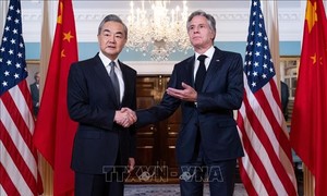 US Secretary of State begins a visit to China