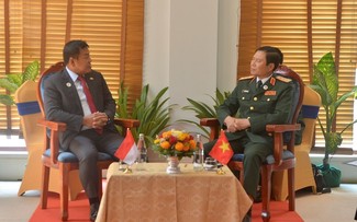 Deputi Menhan Vietnam, Letnan Jenderal Nguyen Tan Cuong Lakukan Pertemuan Bilateral dengan Deputi Menhan Indonesia dan Filipina