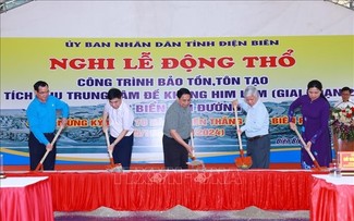 PM Pham Minh Chinh Hadiri Upacara Pencangkulan Pertama Reklamasi Zona Perlawanan Him Lam dan Pemberian Nama Jalan di Kota Dien Bien Phu