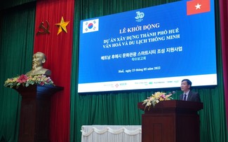 Corea del Sur se compromete a respaldar a Hue en el desarrollo del turismo inteligente