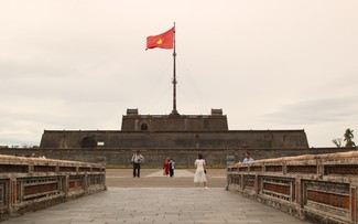 Torre de la bandera de la Ciudadela Imperial de Hue, lugar para conmemorar el otoño revolucionario en la antigua capital
