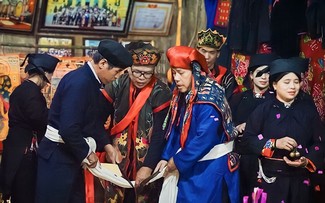 Peculiar ceremonia de longevidad de la etnia Nung en Bac Kan