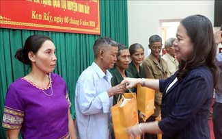 Kon Tum debe mejorar constantemente las condiciones de vida de sus habitantes, afirma Presidenta Interina de Vietnam