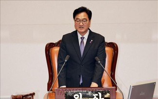 Titular del Parlamento vietnamita felicita al nuevo presidente de la Asamblea Nacional de Corea del Sur