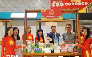 Productos vietnamitas resaltan en feria de alimentos y bebidas de Malasia