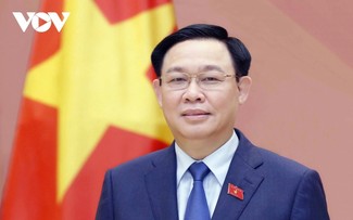 Vuong Dinh Hue visitará Laos y Tailandia