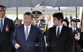 Presidente de China visita Francia