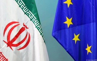 UE amplía sanciones contra Irán