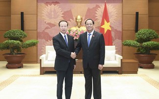 Consolidan Vietnam y China relaciones parlamentarias