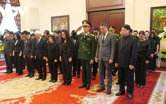 Realizan ceremonias de homenaje al secretario general del PCV, Nguyen Phu Trong en China, la India y Rusia.