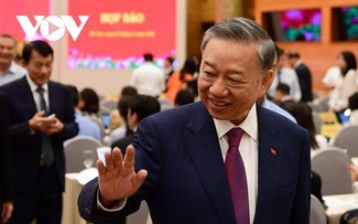 Líder vietnamita recibe más felicitaciones de partidos en el mundo