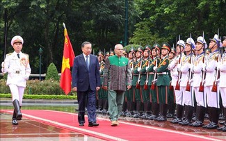 苏林主持仪式欢迎东帝汶总统若泽•拉莫斯•奥尔塔到访