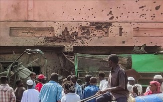 Soudan: les combats reprennent à Khartoum après l’expiration du cessez-le-feu