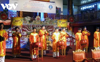 Comment la province de Thua Thiên-Huê préserve-t-elle son patrimoine culturel?