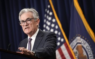La Fed garde son cap monétaire mais envisage un resserrement à court terme