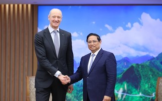 Pham Minh Chinh accueille le PDG de Siemens