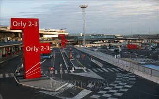 Perturbations majeures à l’aéroport de Paris Orly suite à une grève des contrôleurs aériens