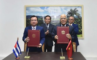 Vietnam, Cuba bolster development cooperation via intergovernmental committee  mechanism