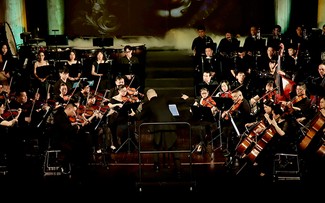 Karya Opera “Carmen” dengan Gaya Akting yang Baru Diperkenalkan Kepada Penggemar Ibukota Hanoi