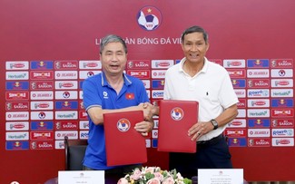 Trainer Mai Duc Chung leitet wieder die vietnamesische Frauenfußballmannschaft 