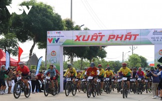 Beeindruckendes Vietnam-Mountainbike-Rennen in Van Ho in der Provinz Son La