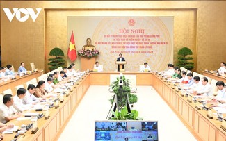 Premierminister Pham Minh Chinh leitet eine Konferenz zur Entwicklung von Anwendungen für Bevölkerungsdaten