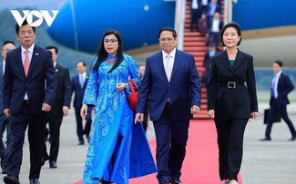 Offizielle Begrüßungszeremonie für Premierminister Pham Minh Chinh und seine Gattin in Südkorea