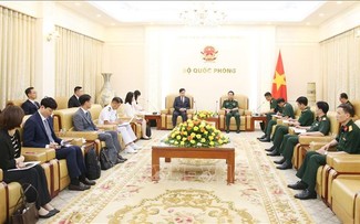 베트남 국방부 장관, 한국 국방부 차관 접견
