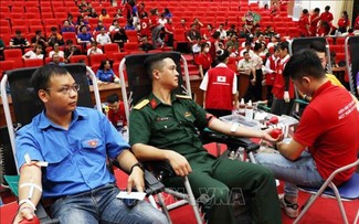 2024년 타이응우옌성‘ 붉은 여정’, 2000 단위 이상 혈액 접수 목표
