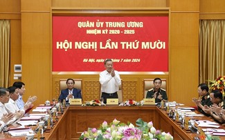 베트남 주석‧총리, 제10차 베트남 공산당 중앙 군사위원회 회의 참석 