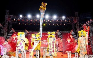 1st Full Moon Festival honors Vietnam’s cultural tradition