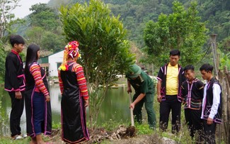 La Hu ethnic group enjoy improved living conditions in Lai Chau 