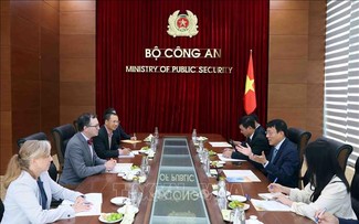 Vietnam, US seek to boost IT cooperation 