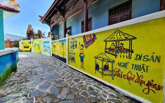 Sống động bích họa tại làng Nhơn Lý, thành phố Quy Nhơn, tỉnh Bình Định