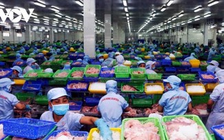 米国 年初4か月間にベトナムの最大輸出市場