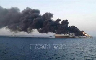 フーシ派が貨物船を攻撃、船員1人重傷 イエメン沖＝米軍