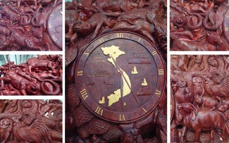 巨大木彫作品「一龍江」がアジア記録を樹立