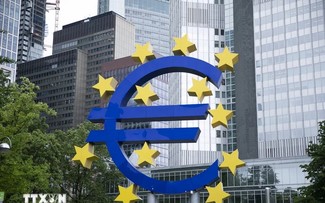 ECB、追加利下げ急がず　ラガルド総裁