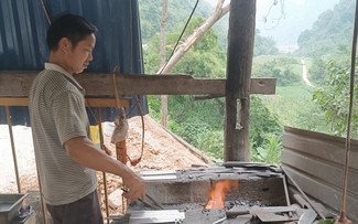 福森——全年炉火不熄的铁匠村