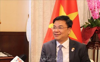 越南在亚洲未来会议上传递强烈和积极的信息